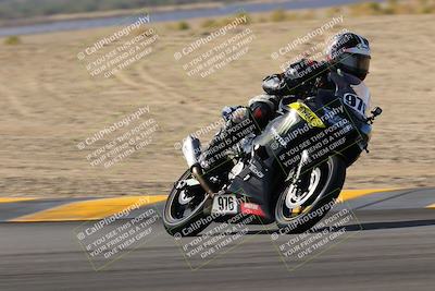 media/Nov-05-2022-SoCal Trackdays (Sat) [[f8d9b725ab]]/Turns 9 and 8 (1050am/